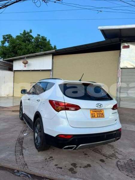 Big with watermark hyundai santa fe vientiane province vientiane 7000