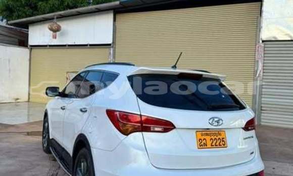 Acheter Occasion Voiture Hyundai Santa Fe Autre à Vientiane, Vientiane Province Acheter Occasion Voiture Hyundai Santa Fe Autre à Vientiane, Vientiane Province