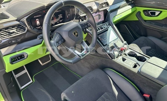 Buy Used Lamborghini Urus Green Car in Luang Prabang in Louangphabang Province Buy Used Lamborghini Urus Green Car in Luang Prabang in Louangphabang Province