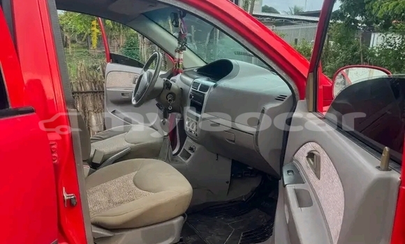 Buy Used BMW 2er Active Tourer Red Car in Luang Namtha in Luang Namtha Province Buy Used BMW 2er Active Tourer Red Car in Luang Namtha in Luang Namtha Province