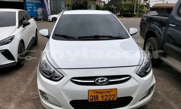 Buy Used Hyundai Accent White Car in Luang Namtha in Luang Namtha Province Buy Used Hyundai Accent White Car in Luang Namtha in Luang Namtha Province
