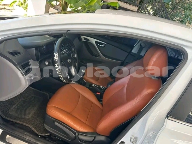 Big with watermark hyundai elantra vientiane province vientiane 7016