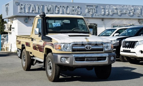 Buy Import Toyota Land Cruiser Beige Car in Import - Dubai in Attapeu Province Buy Import Toyota Land Cruiser Beige Car in Import - Dubai in Attapeu Province
