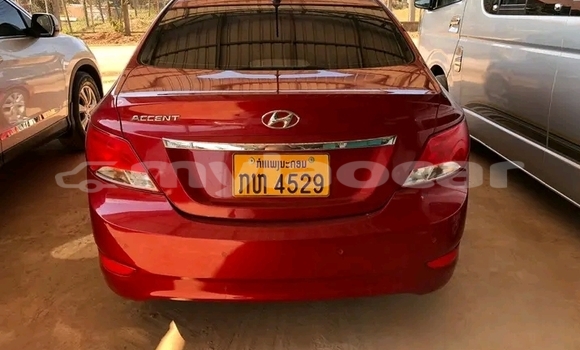 Buy Used Hyundai Accent Red Car in Vientiane in Vientiane Province Buy Used Hyundai Accent Red Car in Vientiane in Vientiane Province
