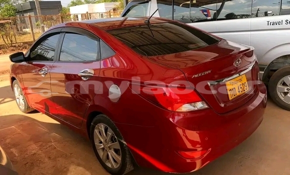 Buy Used Hyundai Accent Red Car in Vientiane in Vientiane Province Buy Used Hyundai Accent Red Car in Vientiane in Vientiane Province