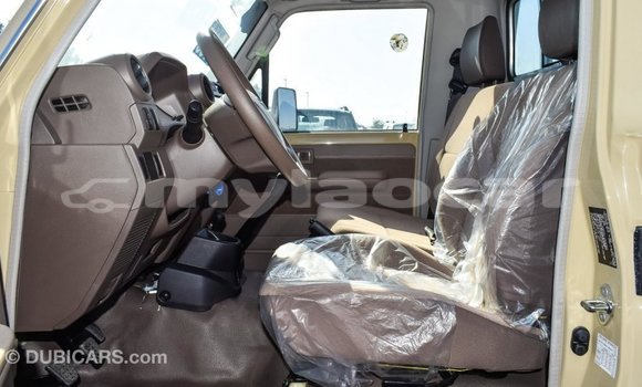 Buy Import Toyota Land Cruiser Beige Car in Import - Dubai in Attapeu Province Buy Import Toyota Land Cruiser Beige Car in Import - Dubai in Attapeu Province