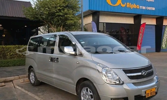 Buy Used Hyundai H1 Other Car in Vientiane in Vientiane Province Buy Used Hyundai H1 Other Car in Vientiane in Vientiane Province