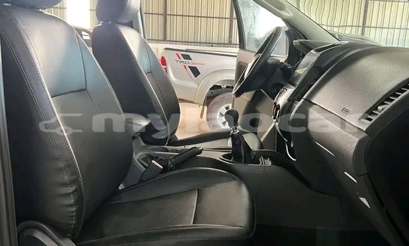 Buy Used Ford F–150 Black Car in Vientiane in Vientiane Province