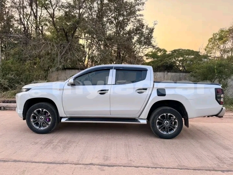 Big with watermark mitsubishi triton vientiane province vientiane 7037