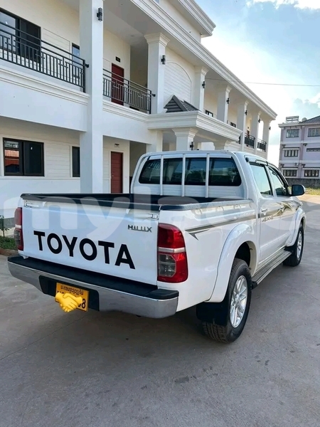 Big with watermark toyota hiluxe vigo vientiane province vientiane 7038