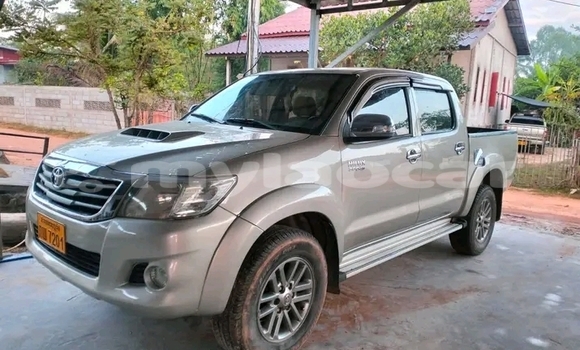 Buy Used Toyota Hilux Other Car in Vientiane in Vientiane Province Buy Used Toyota Hilux Other Car in Vientiane in Vientiane Province