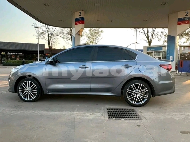 Big with watermark toyota hilux attapeu province import dubai 7040