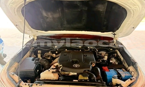 Buy Used Toyota Hiluxe Revo White Car in Vientiane in Vientiane Province Buy Used Toyota Hiluxe Revo White Car in Vientiane in Vientiane Province
