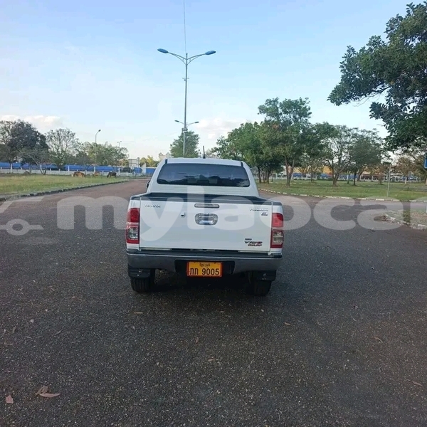 Big with watermark toyota hilux vientiane province vientiane 7045