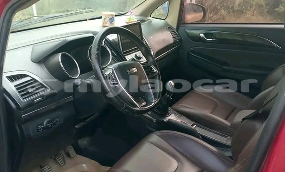 Buy Used BMW 3200 Red Car in Vientiane in Vientiane Province Buy Used BMW 3200 Red Car in Vientiane in Vientiane Province