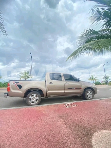 Big with watermark toyota hilux vientiane province vientiane 7049