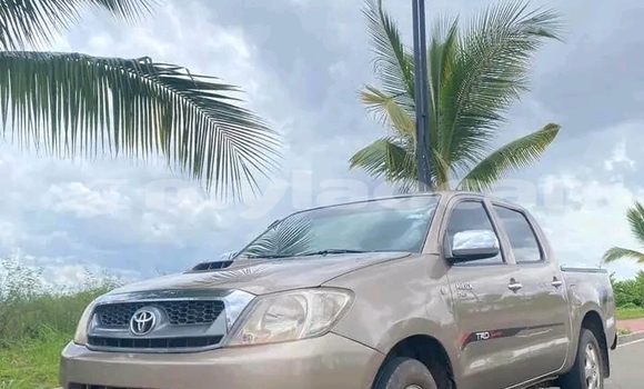 Buy Used Toyota Hilux Other Car in Vientiane in Vientiane Province Buy Used Toyota Hilux Other Car in Vientiane in Vientiane Province