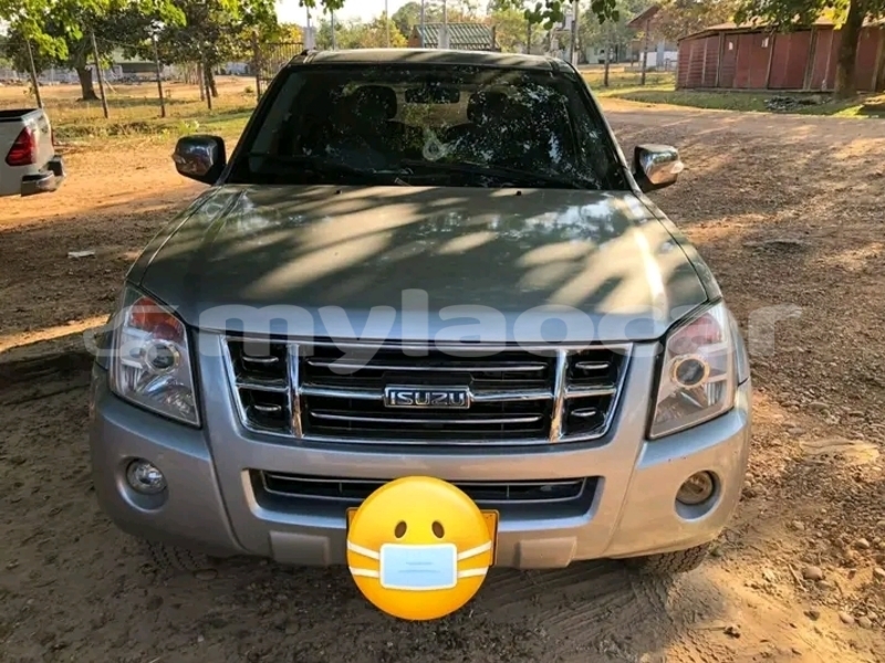 Big with watermark toyota highlander attapeu province samakhixai 7050