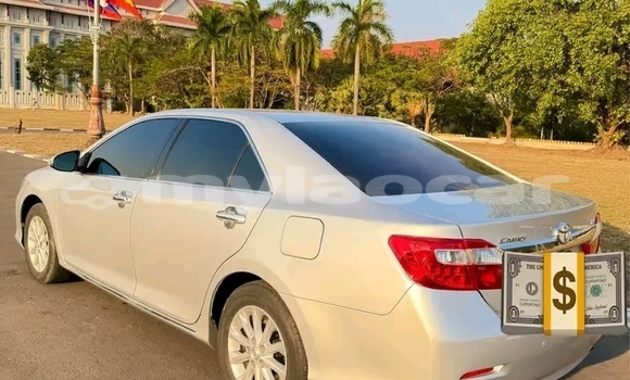 Buy Used Toyota Camry Other Car in Vientiane in Vientiane Province Buy Used Toyota Camry Other Car in Vientiane in Vientiane Province
