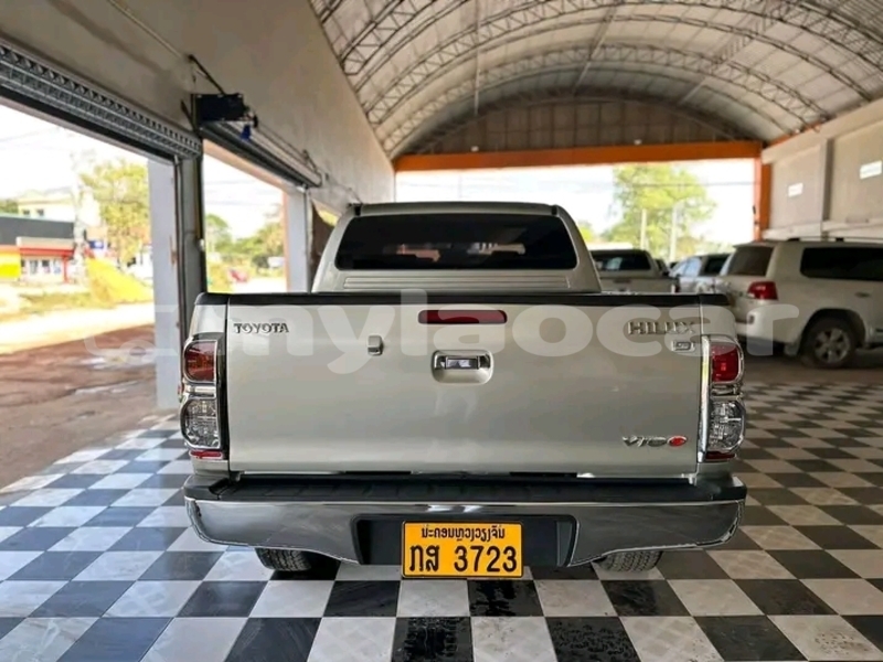 Big with watermark toyota hiluxe vigo khammouan province thakhek 7057