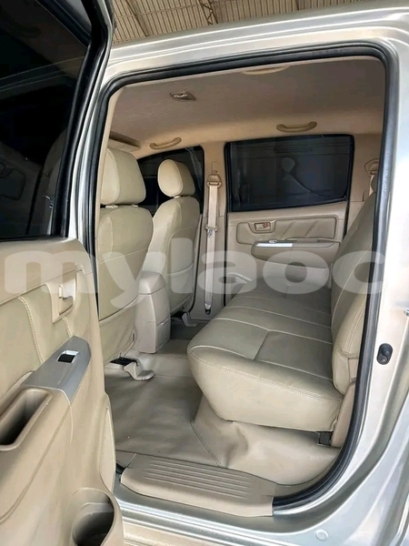 Big with watermark toyota hiluxe vigo khammouan province thakhek 7057