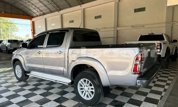 Buy Used Toyota Hiluxe Revo Other Car in Sainyabuli in Xaignabouli Province Buy Used Toyota Hiluxe Revo Other Car in Sainyabuli in Xaignabouli Province