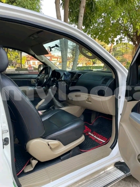 Big with watermark toyota hilux vientiane province vientiane 7061