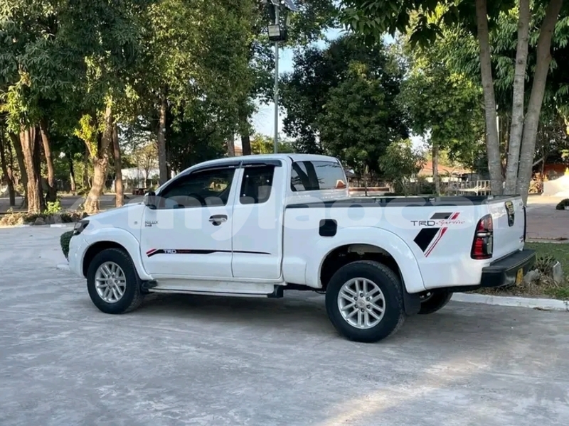 Big with watermark toyota hilux vientiane province vientiane 7061