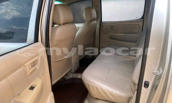 Buy Used Toyota Hiluxe Revo Other Car in Vientiane in Vientiane Province Buy Used Toyota Hiluxe Revo Other Car in Vientiane in Vientiane Province