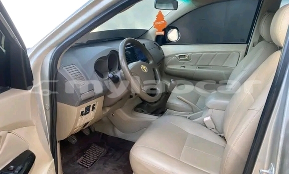Buy Used Toyota Hiluxe Revo Other Car in Vientiane in Vientiane Province Buy Used Toyota Hiluxe Revo Other Car in Vientiane in Vientiane Province