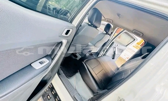 Buy Used Ford F–150 White Car in Vientiane in Vientiane Province