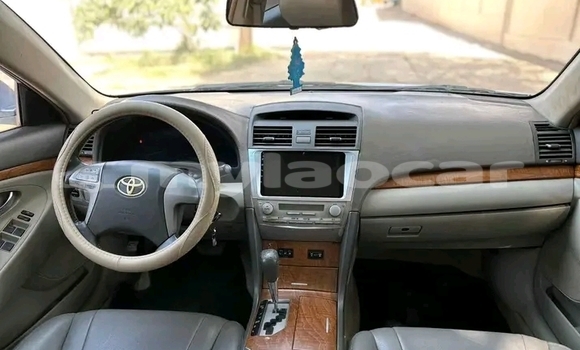 Buy Used Toyota Camry White Car in Vientiane in Vientiane Province Buy Used Toyota Camry White Car in Vientiane in Vientiane Province