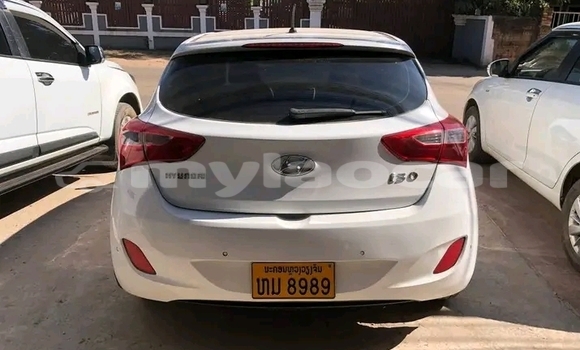 Buy Used Hyundai i10 White Car in Thakhek in Khammouan Province Buy Used Hyundai i10 White Car in Thakhek in Khammouan Province