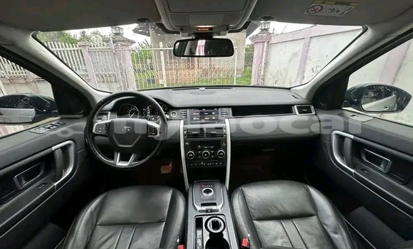 Buy Used Land Rover Discovery White Car in Thakhek in Khammouan Province Buy Used Land Rover Discovery White Car in Thakhek in Khammouan Province