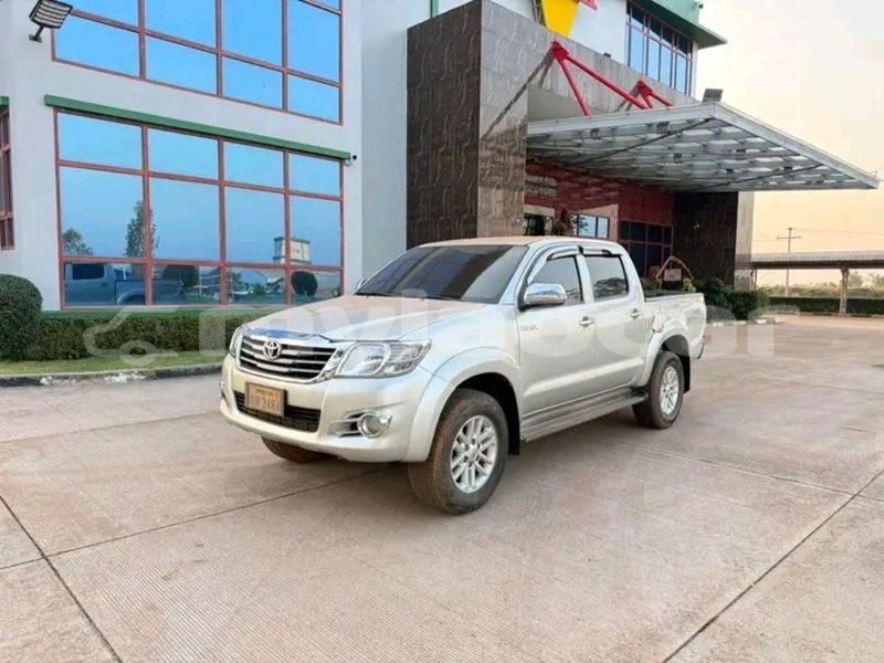 Big with watermark toyota hiluxe revo xiangkhouang province phonsavan 7076