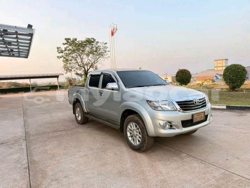 Big with watermark toyota hiluxe revo xiangkhouang province phonsavan 7076