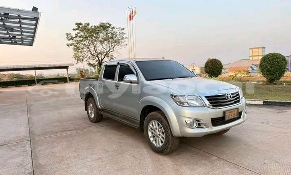 Buy Used Toyota Hiluxe Revo Other Car in Phonsavan in Xiangkhouang Province Buy Used Toyota Hiluxe Revo Other Car in Phonsavan in Xiangkhouang Province