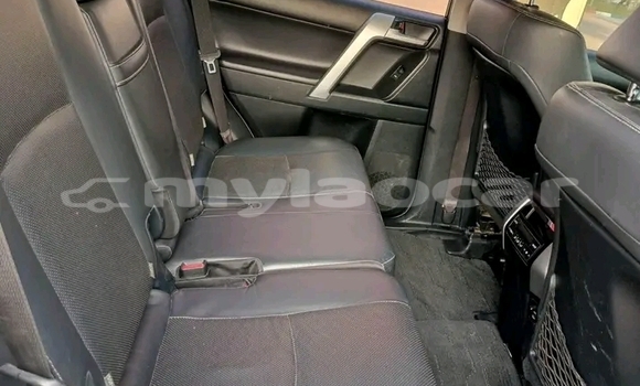 Buy Used Toyota Prado White Car in Sainyabuli in Xaignabouli Province