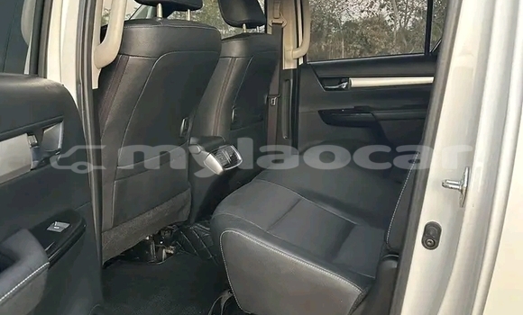 Buy Used Toyota Hiluxe Revo White Car in Champasak in Champasak Province Buy Used Toyota Hiluxe Revo White Car in Champasak in Champasak Province