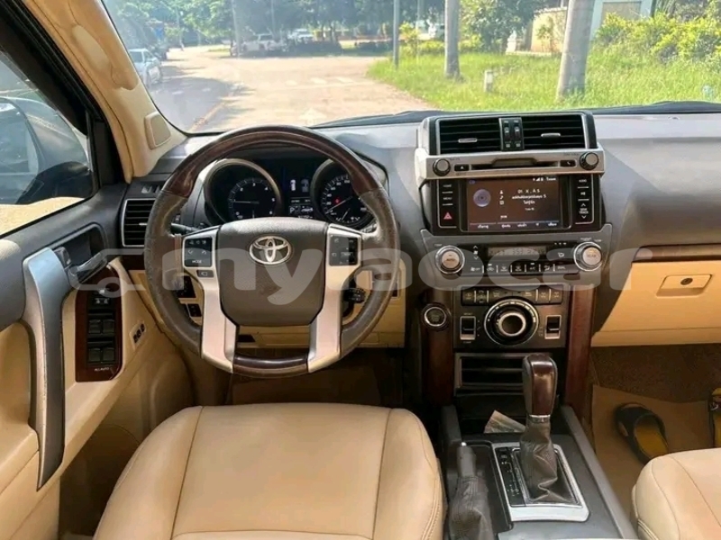 Big with watermark volvo v90 savannakhet province savannakhet 7087