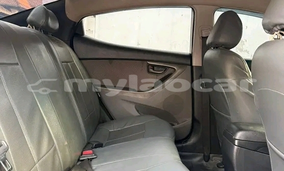 Buy Used Hyundai Elantra White Car in Thakhek in Khammouan Province Buy Used Hyundai Elantra White Car in Thakhek in Khammouan Province