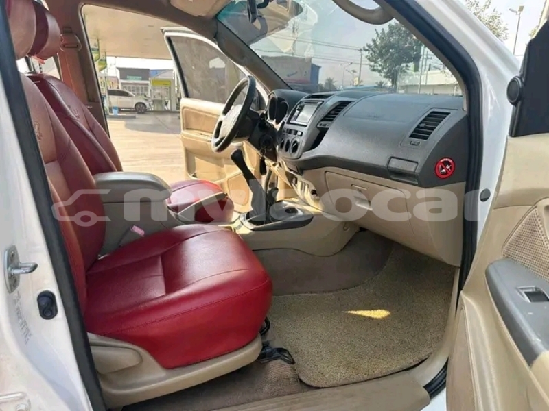 Big with watermark toyota vigo vientiane province vientiane 7091