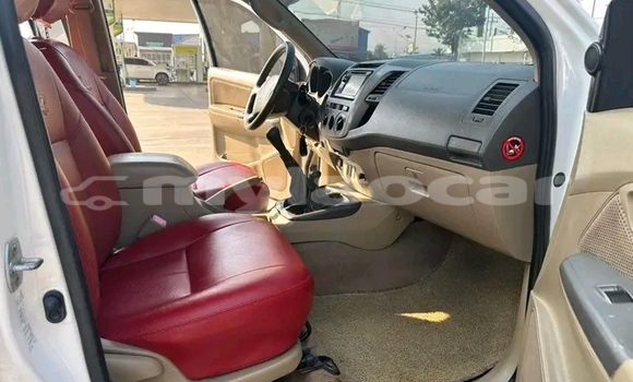 Buy Used Toyota Vigo White Car in Vientiane in Vientiane Province Buy Used Toyota Vigo White Car in Vientiane in Vientiane Province