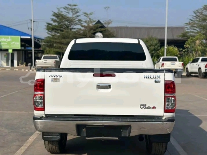 Big with watermark toyota vigo vientiane province vientiane 7091