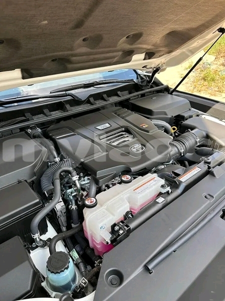 Big with watermark toyota land cruiser vientiane province vientiane 7094