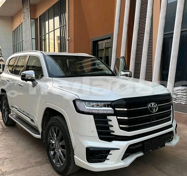 Big with watermark toyota land cruiser vientiane province vientiane 7094