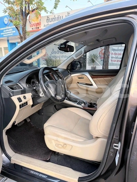 Big with watermark mitsubishi pajero vientiane province vientiane 7098