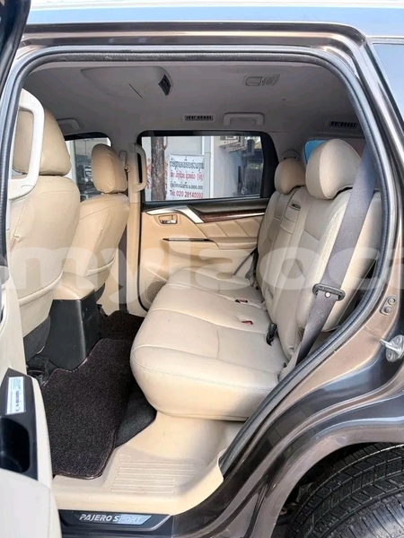 Big with watermark mitsubishi pajero vientiane province vientiane 7098