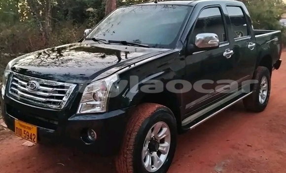 Buy Used Toyota Hiluxe Revo Black Car in Xam Nua in Houaphan Province Buy Used Toyota Hiluxe Revo Black Car in Xam Nua in Houaphan Province