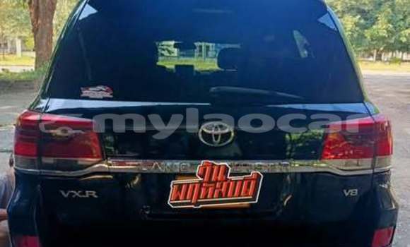 Buy Used Toyota Land Cruiser Prado Other Car in Vientiane in Vientiane Province Buy Used Toyota Land Cruiser Prado Other Car in Vientiane in Vientiane Province